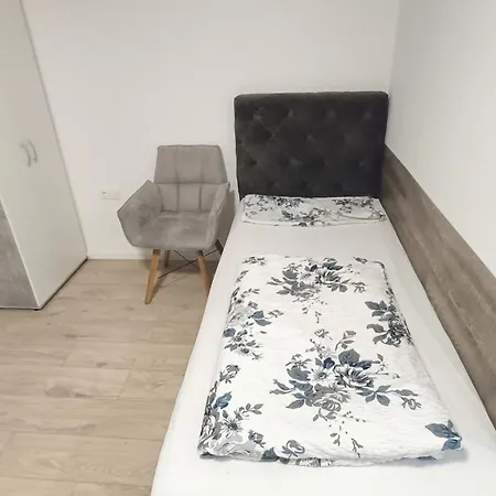 Fmi28 Deluxe Studio-apartments Apartment