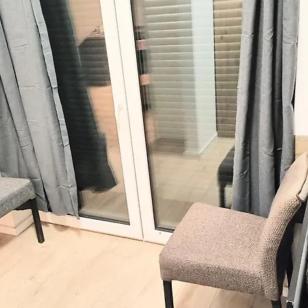 Fmi28 Deluxe Studio-apartments *
