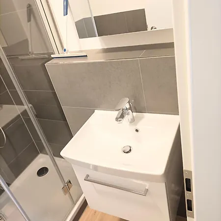 28r, Deluxe Studio-apartments 公寓