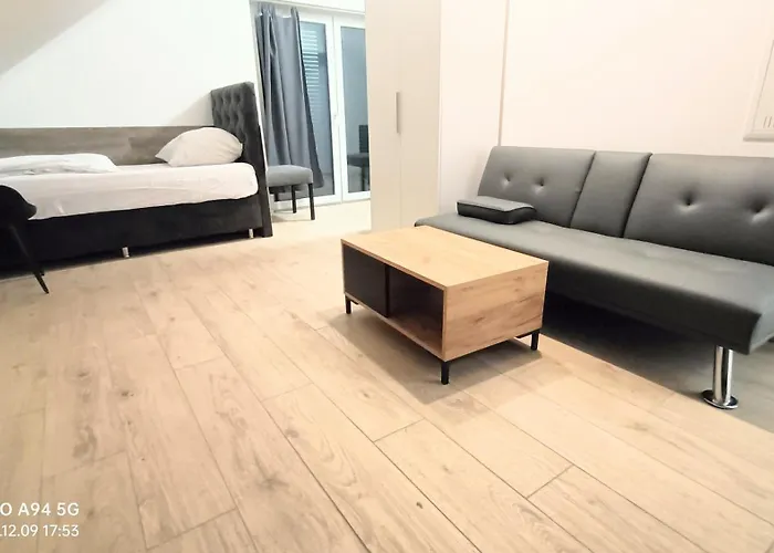 28r, Deluxe Studio-apartments *