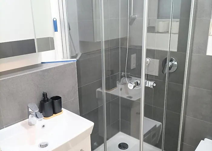 28r, Deluxe Studio-apartments